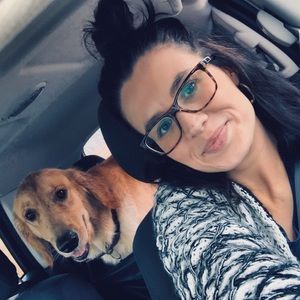 Meet your Posher, Casey